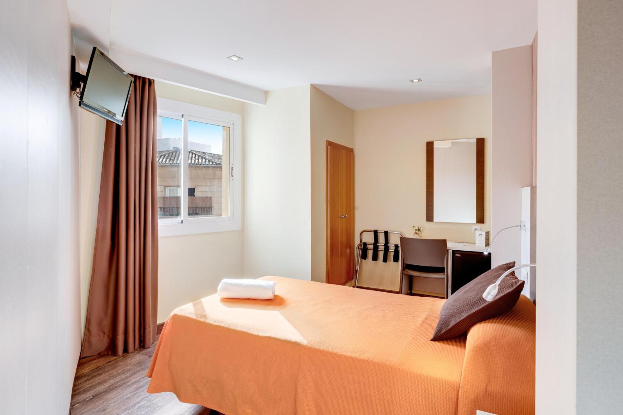 Abelux Hotel Palma de Mallorca Bagian luar foto