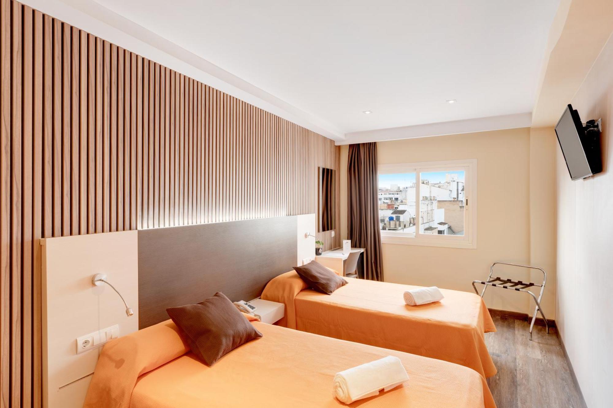 Abelux Hotel Palma de Mallorca Bagian luar foto
