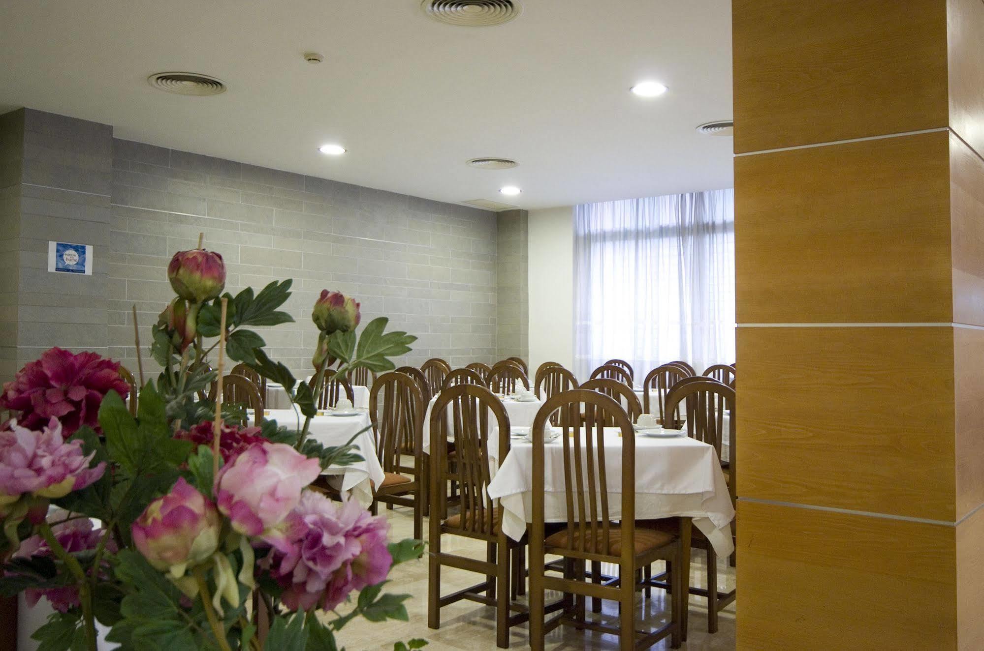 Abelux Hotel Palma de Mallorca Bagian luar foto